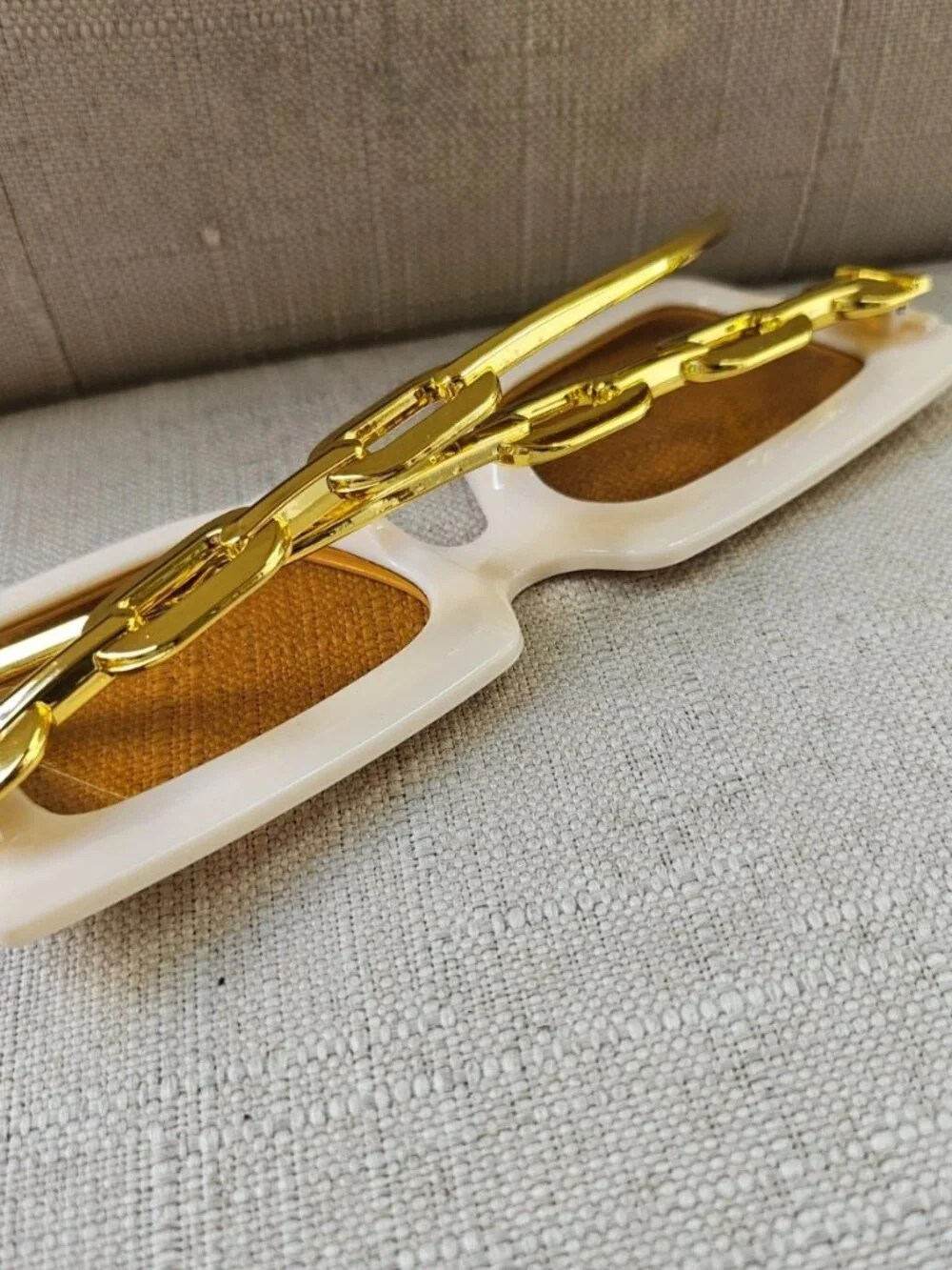 Fashion Women Sunglasses Big Face Gold Tone Temple Eyewear Beige Frame Shades